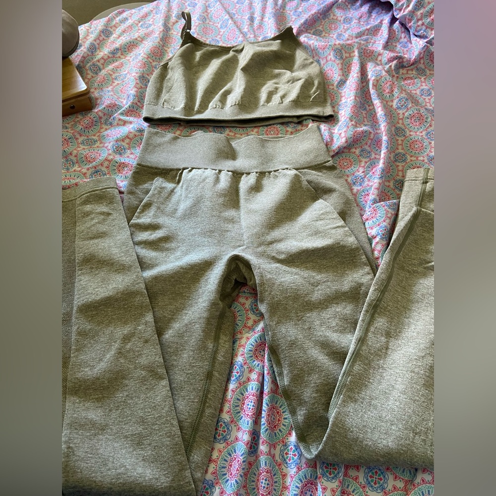 Gymshark set greyish green